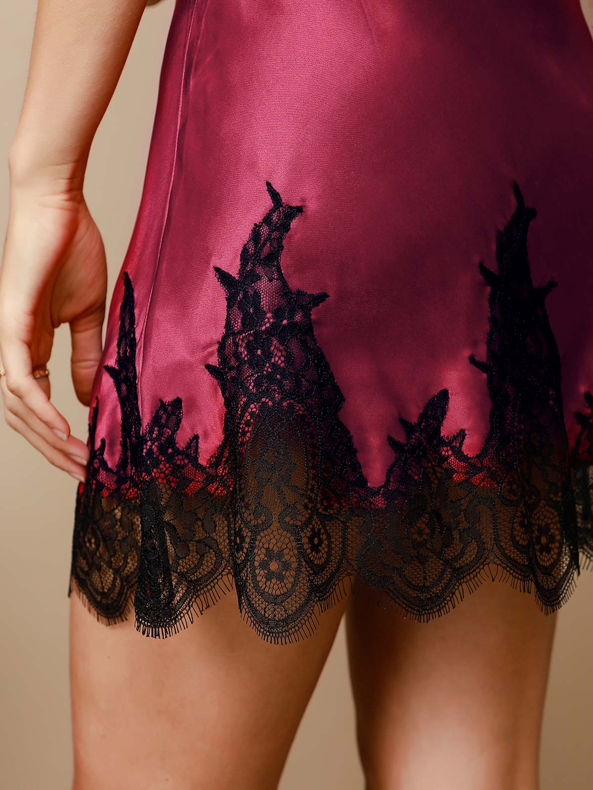 Pure Silk V Neck Short Nightgown&Robe Set with Lace Design - Image 37