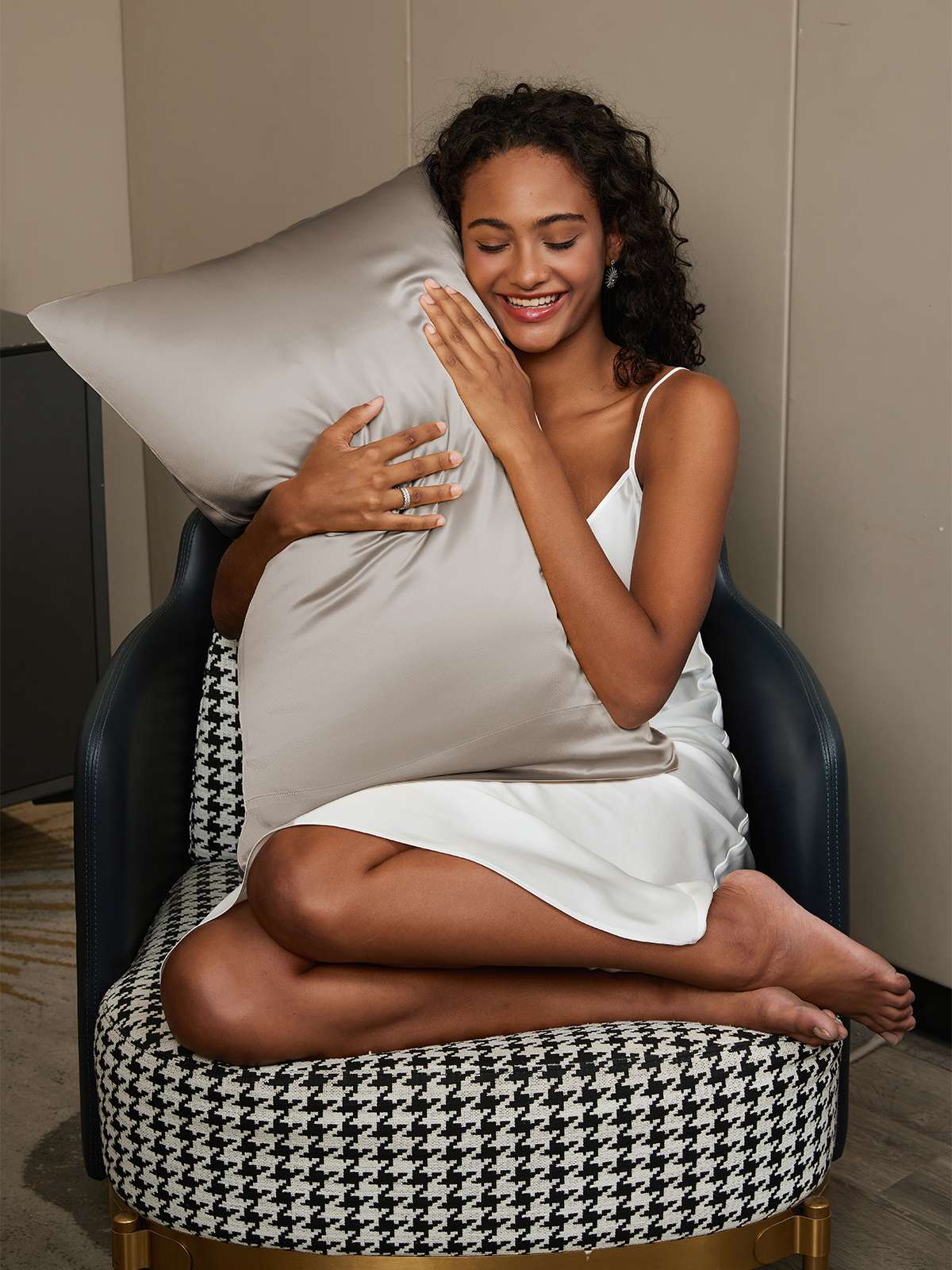 22Momme 100% Pure Silk Pillowcase - Hidden Zipper - Image 57