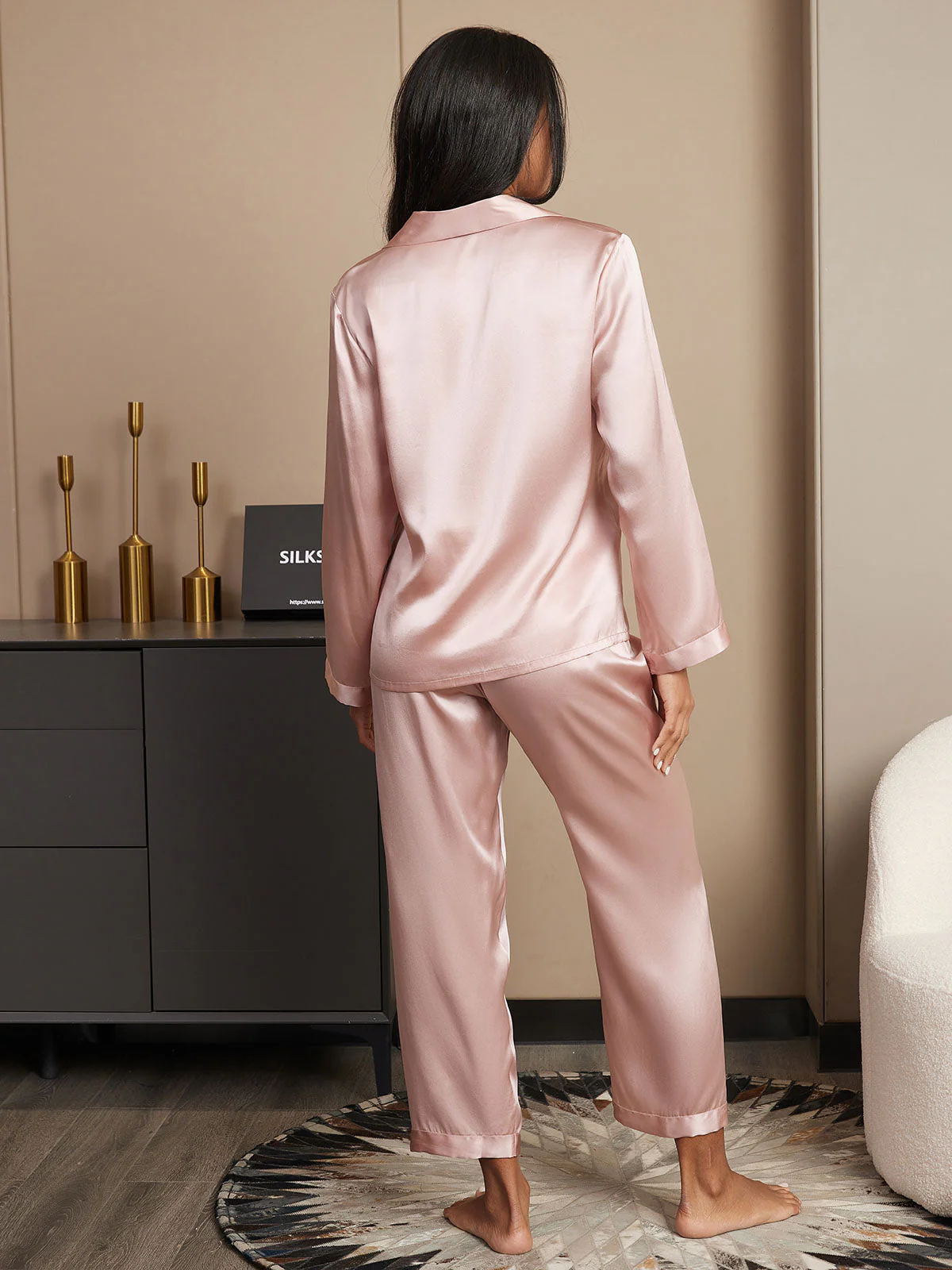 Women's Pure Silk Long Sleeve Pajamas Set - Image 7