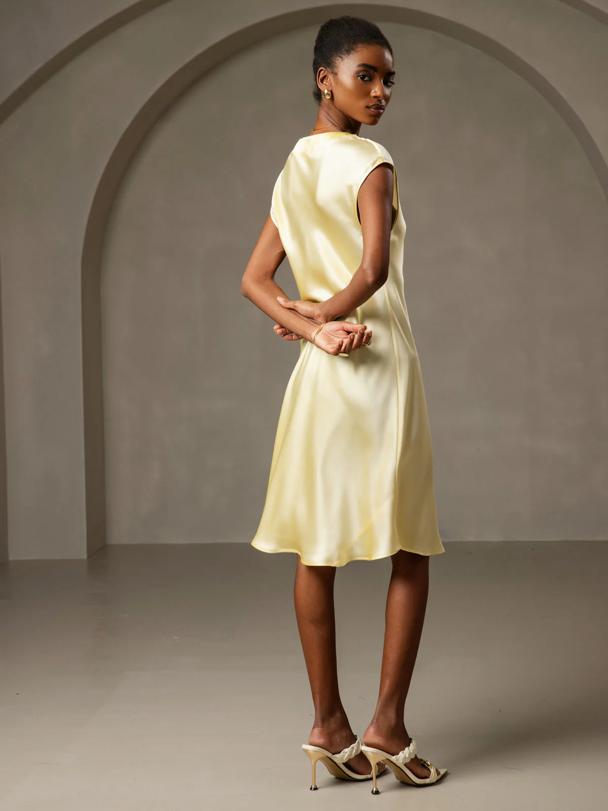 Pure Silk Cap Sleeve V-neck Nightgown - Image 32