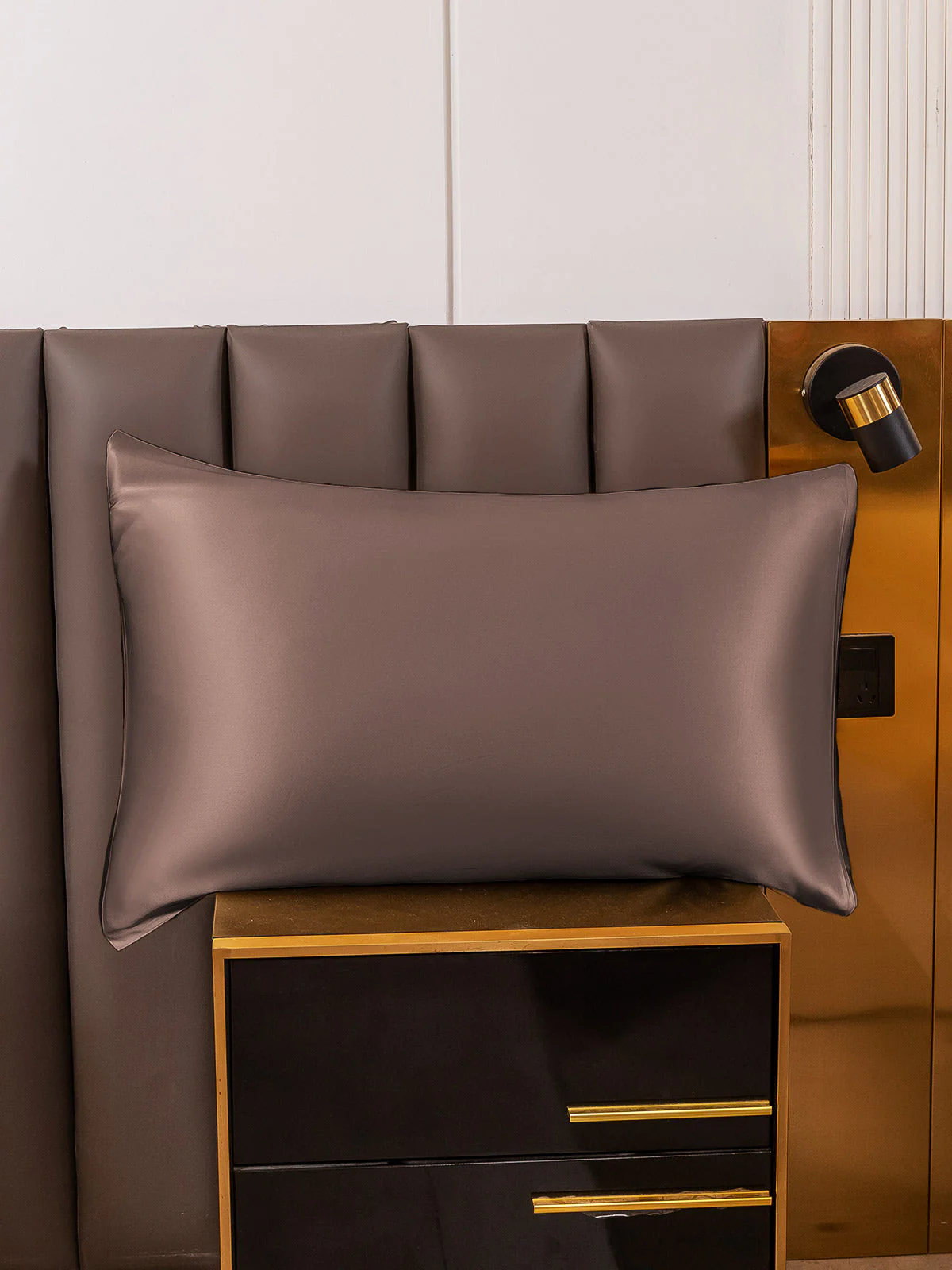 19Momme 100% Mulberry Silk Pillowcase - Envelope Closure - Image 52